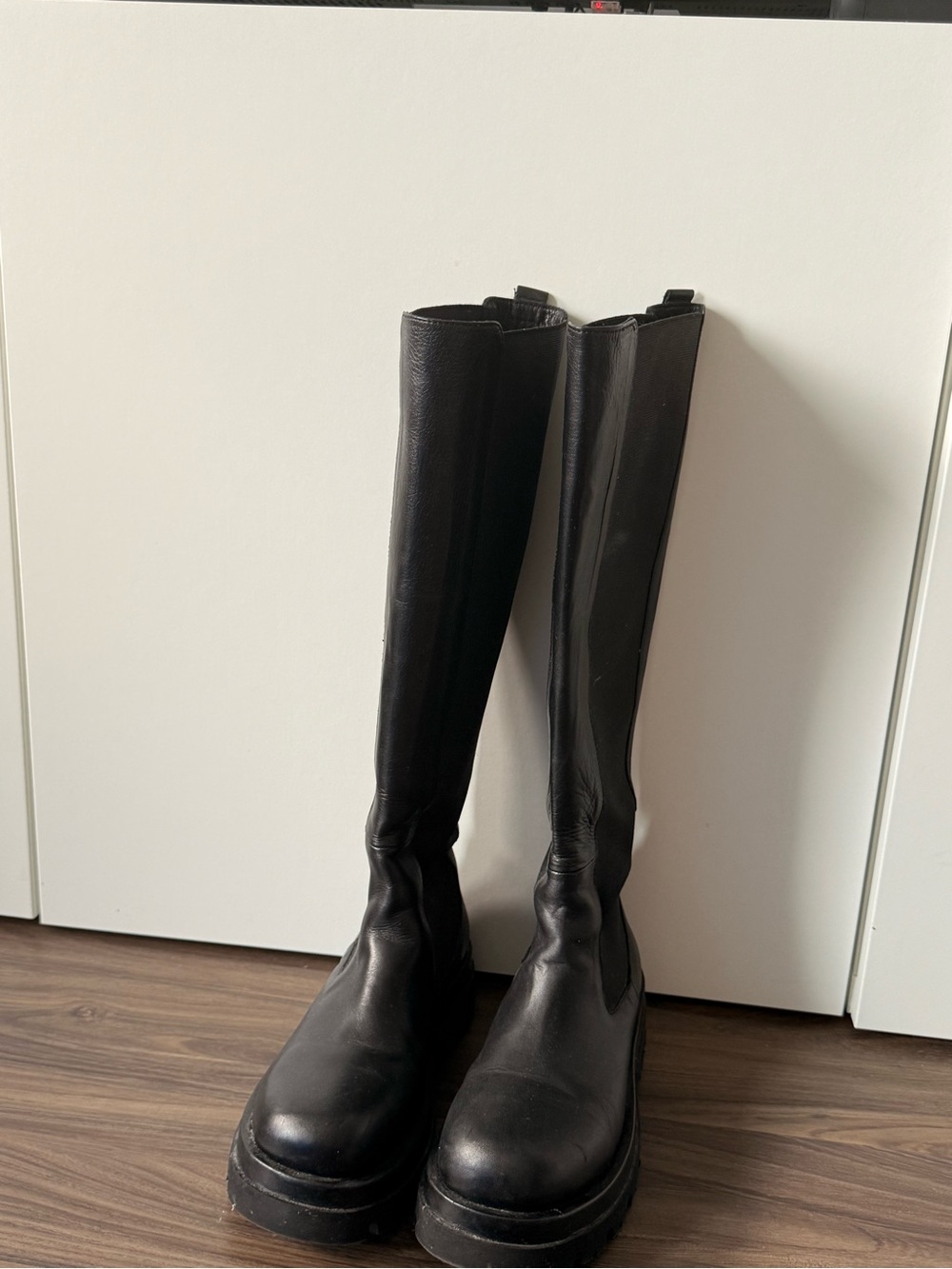 Women's Black Over-the-Knee Platform Chelsea Boots